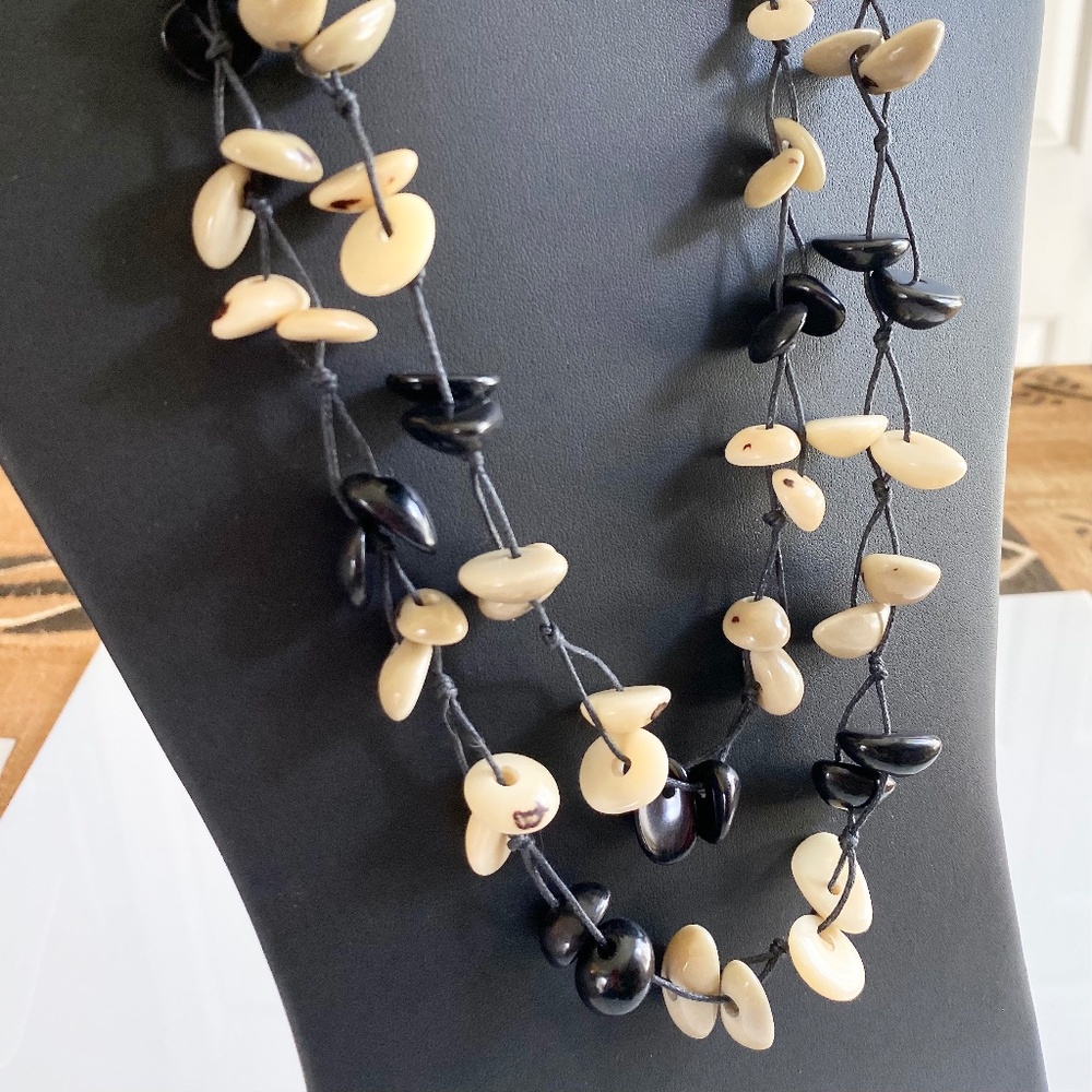 TAGUA NUT NECKLACE FROM South America